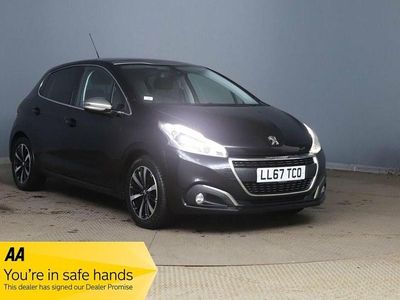 Used Peugeot 208 Allure Premium 82 HP (60 kW) 2017 Black Hatchback