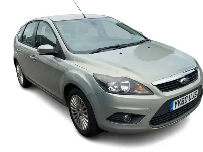Used Ford Focus Titanium 99 HP (72 kW) 2010 Silver Hatchback