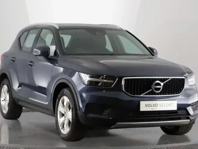 Used Volvo XC40 Momentum 161 HP (118 kW) 2021 Blue SUV