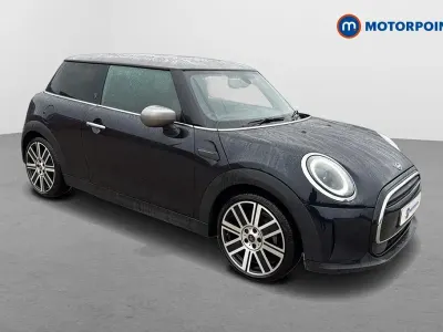 Usado Mini Cooper Exclusive 136 CV (100 kW) 2022 Azul Utilitario