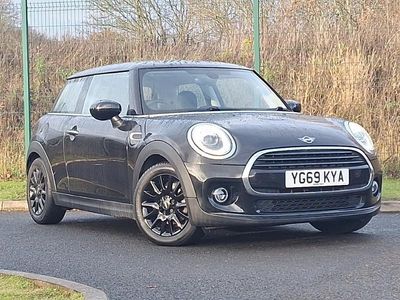 Black Used 2019 Mini Cooper Classic Hatchback | £10,998 (Good price)