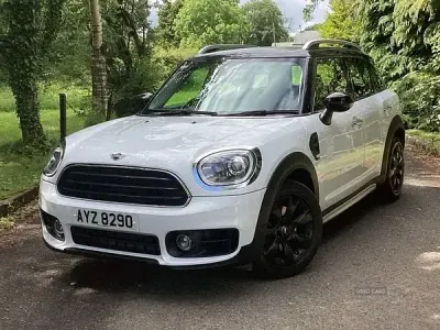 Used Mini Cooper Classic 136 HP (100 kW) 2020 White Hatchback
