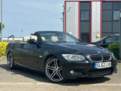 Begagnad BMW 320 Cabriolet Sport Line 184 HK (135 kW) 2012 Svart Cab