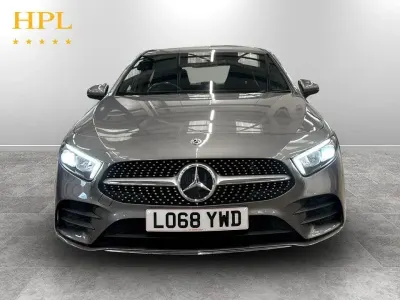Używany Mercedes A200 Executive 163 KM (119 kW) 2018 Szary Hatchback