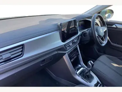 Used VW T-Roc Match 150 HP (110 kW) 2024 Petrol blue SUV
