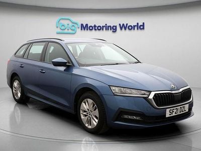 Used Skoda Octavia SE Technology 109 HP (80 kW) 2021 Blue Estate