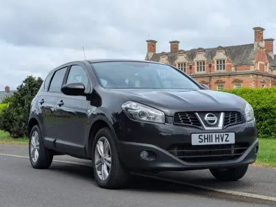 Used Nissan Qashqai Acenta 150 HP (110 kW) 2011 Black SUV