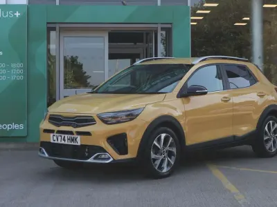 Used Kia Stonic GT-Line S 98 HP (72 kW) 2024 Yellow SUV
