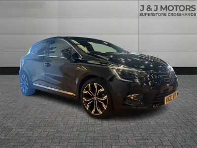 Used Renault Clio V Techno 2023 Black Hatchback