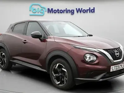 Used Nissan Juke N-Connecta 114 HP (83 kW) 2023 Red SUV