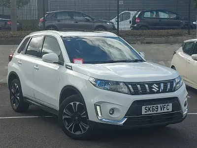 Używany Suzuki Vitara SZ5 140 KM (102 kW) 2019 Biały SUV