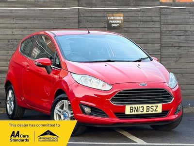 Used Ford Fiesta Zetec 2013 Red Hatchback
