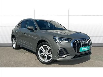 Używany Audi Q3 S-Line 150 KM (110 kW) 2018 Szary SUV