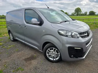 Gebraucht Vauxhall Vivaro Sportive 120 PS (88 kW) 2021 Grau Van / Kleinbus