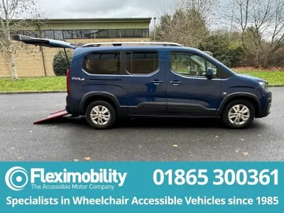 Used Peugeot Rifter Allure 131 HP (96 kW) 2021 Blue MPV