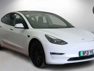Used Tesla Model 3 Performance 461 kW (627 HP) 2021 White Sedan