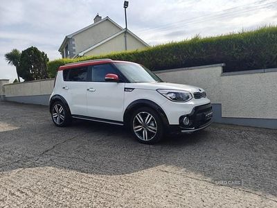 White Used 2017 Kia Soul SUV | £9,495 (Fair price)