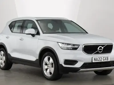 Used Volvo XC40 Momentum 163 HP (119 kW) 2022 Metallic  glacier silver SUV