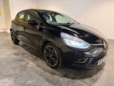 Usado Renault Clio IV Dynamique 110 HP (80 kW) 2017 Preto Citadino