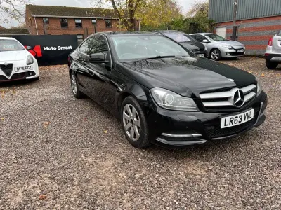 Second-hand Mercedes C220 Executive 170 CP (125 kW) 2013 Negru Coupe