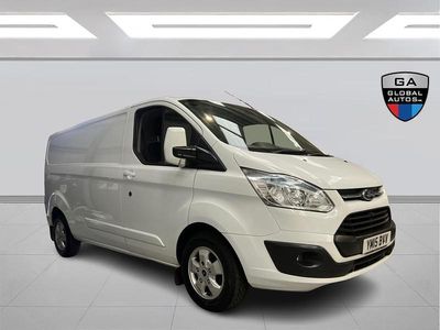 White Used 2015 Ford Transit Custom Limited Van | £7,990 (A bit pricey)