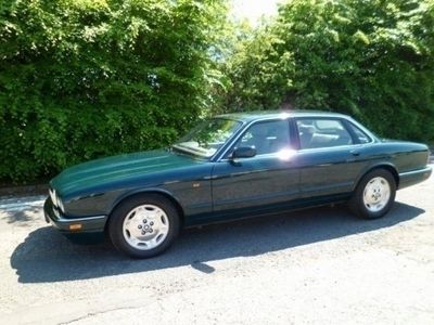 used Jaguar XJ 3.2