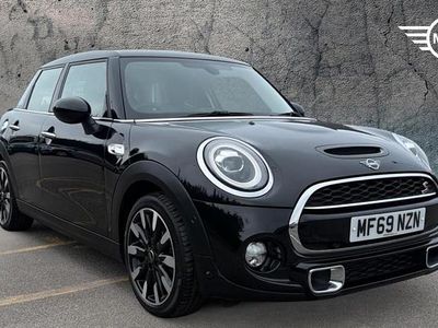 Used Mini Cooper S Exclusive 192 HP (141 kW) 2019 Black Hatchback