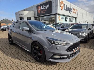 Used Ford Focus ST 185 HP (136 kW) 2018 Grey Hatchback