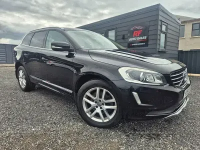 Used Volvo XC60 SE Lux 220 HP (161 kW) 2016 Black SUV
