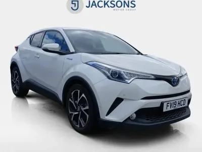 Second-hand Toyota C-HR Design 122 CP (89 kW) 2019 Alb SUV
