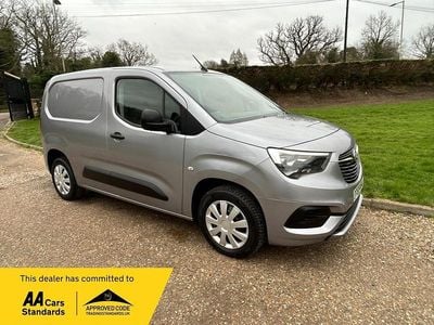 Used Vauxhall Combo Sportive 100 HP (73 kW) 2020 Grey MPV