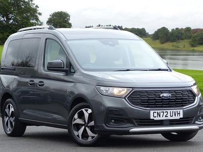 Used Ford Tourneo Active 122 HP (89 kW) 2024 Estate