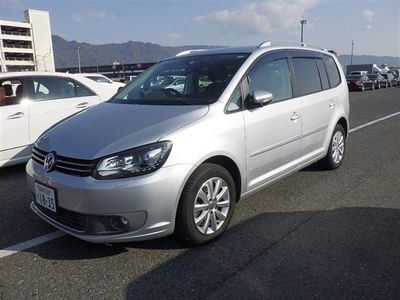 used VW Touran n 1.4TSI HIGHLINE HIGHSPEC AUTO ULEZ MPV