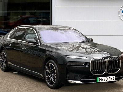 BMW i7