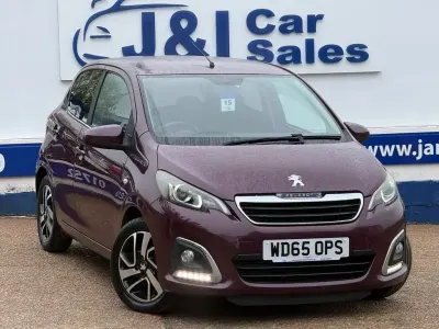 Usado Peugeot 108 Allure 82 CV (60 kW) 2015 Púrpura Utilitario
