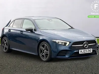 Używany Mercedes A200 Executive 163 KM (119 kW) 2022 Niebieski Hatchback