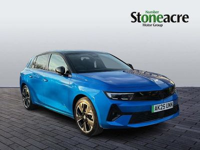 Used Vauxhall Astra Ultimate 114 kW (156 HP) 2025 Blue Hatchback