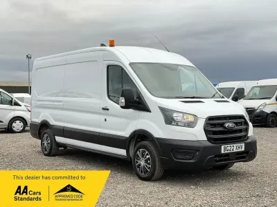 Used Ford Transit 105 HP (77 kW) 2022 White Van