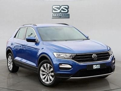 Usado VW T-Roc SE 116 HP (85 kW) 2020 Azul SUV