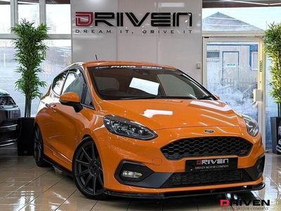 Used Ford Fiesta Performance Edition 200 HP (147 kW) 2020 Orange Hatchback