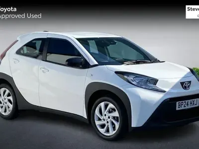 Używany Toyota Aygo X PURE 72 KM (52 kW) 2025 SUV