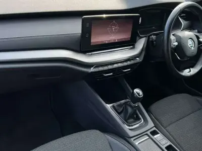 Used Skoda Octavia SE Technology 116 HP (85 kW) 2023 Blue Estate