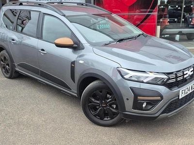 Used Dacia Jogger Extreme 141 HP (103 kW) 2024 Grey MPV