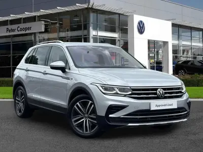 Used VW Tiguan Elegance 150 HP (110 kW) 2023 Silver SUV