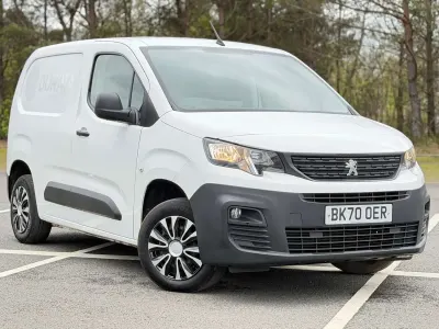 Used Peugeot Partner 131 HP (96 kW) 2020 White MPV