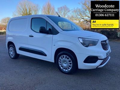 Used Vauxhall Combo Sportive 100 HP (73 kW) 2020 White Van