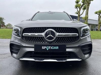 Mercedes GLB220