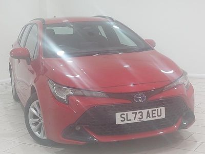Usado Toyota Corolla 140 HP (102 kW) 2023 Vermelho Carrinha