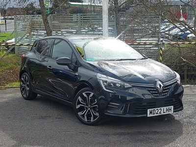 Used Renault Clio V SE 140 HP (102 kW) 2022 Black Hatchback
