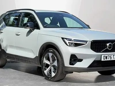 Used Volvo XC40 Plus 161 HP (118 kW) 2026 Grey SUV